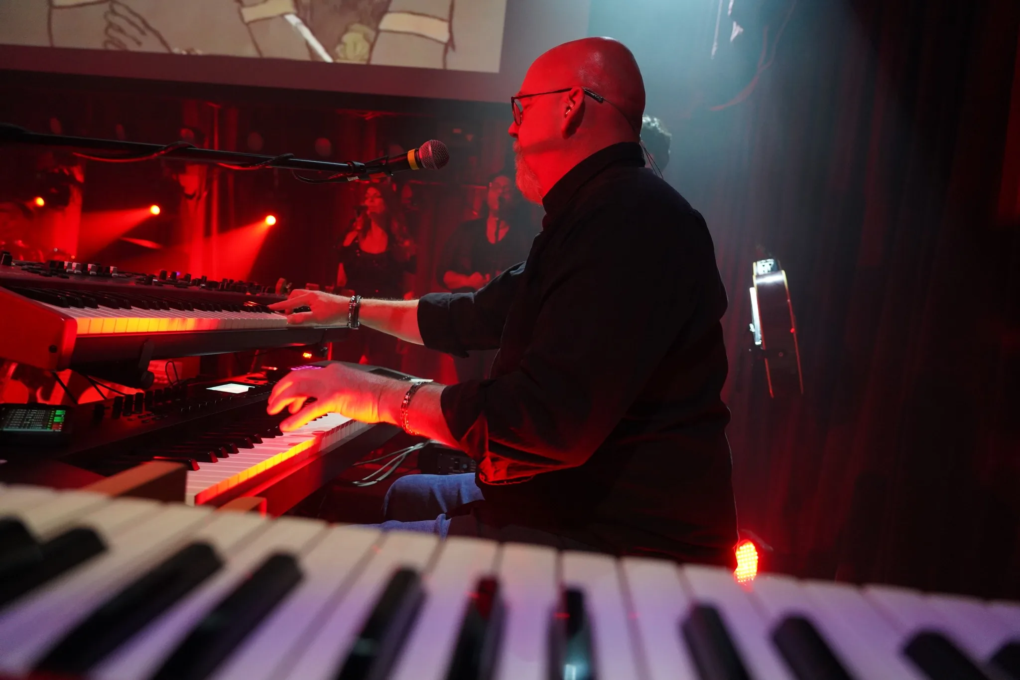 Dan Long Keyboard Player